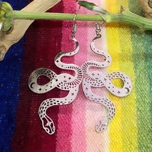 Stainless steel snake earrings